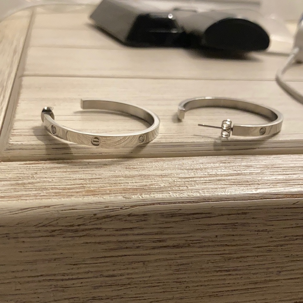 Silver hoop love earrings